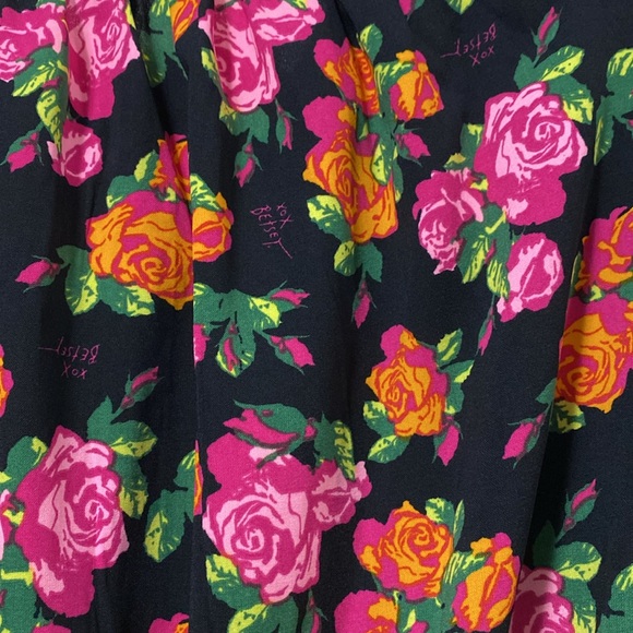 Betsy Johnson floral blouse - Picture 5 of 8